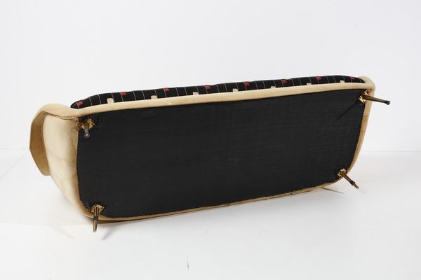 ROSSI DI ALBIZZATE GIUSEPPE (1909 - 2003) : attribuito. Divano  - Asta Asta 371 | DESIGN E ARTI DECORATIVE DEL NOVECENTO Online - Associazione Nazionale - Case d'Asta italiane
