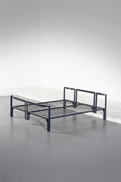 SCARPA AFRA (1937 -2011) & TOBIA (n. 1935) : Letto Vanessa per Gavina  - Asta Asta 371 | DESIGN E ARTI DECORATIVE DEL NOVECENTO Online - Associazione Nazionale - Case d'Asta italiane