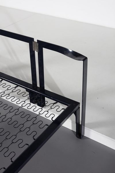 SCARPA AFRA (1937 -2011) & TOBIA (n. 1935) : Letto Vanessa per Gavina  - Asta Asta 371 | DESIGN E ARTI DECORATIVE DEL NOVECENTO Online - Associazione Nazionale - Case d'Asta italiane