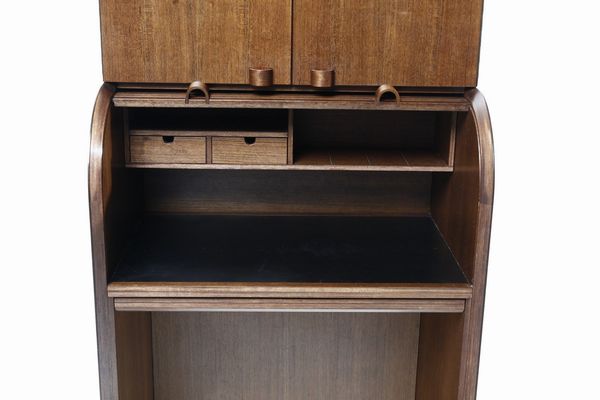 SCARPA AFRA (1937 -2011) & TOBIA (n. 1935) : attribuito. Mobile da soggiorno per Bernini  - Asta Asta 371 | DESIGN E ARTI DECORATIVE DEL NOVECENTO Online - Associazione Nazionale - Case d'Asta italiane