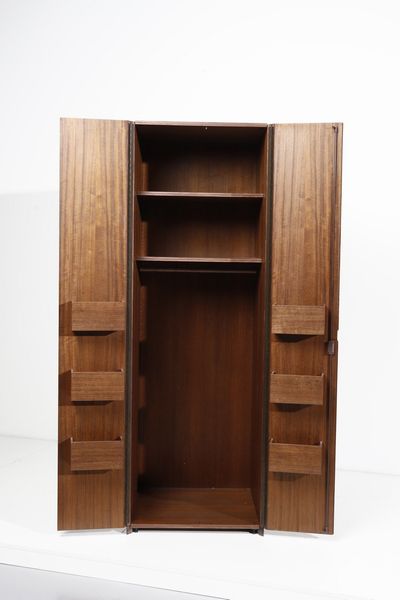 SCARPA AFRA (1937 -2011) & TOBIA (n. 1935) : attribuito. Armadio per Bernini  - Asta Asta 371 | DESIGN E ARTI DECORATIVE DEL NOVECENTO Online - Associazione Nazionale - Case d'Asta italiane