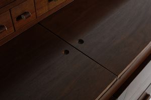 SCARPA AFRA (1937 -2011) & TOBIA (n. 1935) : attribuito. Credenza per Bernini  - Asta Asta 371 | DESIGN E ARTI DECORATIVE DEL NOVECENTO Online - Associazione Nazionale - Case d'Asta italiane