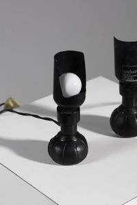 SARFATTI GINO (1912 - 1985) : Coppia di lampade da tavolo 600/p per Arteluce  - Asta Asta 371 | DESIGN E ARTI DECORATIVE DEL NOVECENTO Online - Associazione Nazionale - Case d'Asta italiane