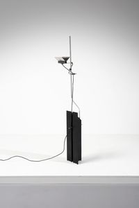 CHIGGIO ENNIO (n. 1938) - Lampada da terra MP per Lumenform