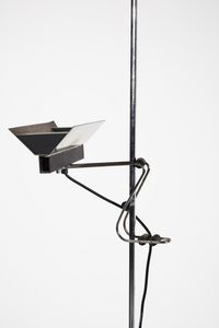 CHIGGIO ENNIO (n. 1938) : Lampada da terra MP per Lumenform  - Asta Asta 371 | DESIGN E ARTI DECORATIVE DEL NOVECENTO Online - Associazione Nazionale - Case d'Asta italiane