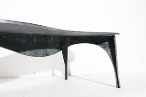 ARAD RON (n. 1951) : Boat Eye Table per Bigelli Marmi  - Asta Asta 371 | DESIGN E ARTI DECORATIVE DEL NOVECENTO Online - Associazione Nazionale - Case d'Asta italiane