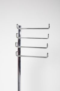 MANIFATTURA ITALIANA : Coppia di appendiabiti  - Asta Asta 371 | DESIGN E ARTI DECORATIVE DEL NOVECENTO Online - Associazione Nazionale - Case d'Asta italiane