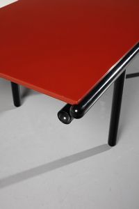 FRATTINI GIANFRANCO (1926 - 2004) : Tavolo Capri per Cassina  - Asta Asta 371 | DESIGN E ARTI DECORATIVE DEL NOVECENTO Online - Associazione Nazionale - Case d'Asta italiane