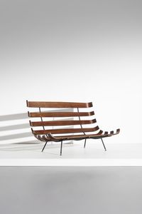 HAUNER CARLO  (1927 - 1996) - Divano Costela per Forma Mompiano Brescia