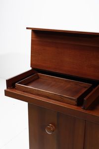 COPPOLA SILVIO (1920 - 1986) : Credenza per Bernini  - Asta Asta 371 | DESIGN E ARTI DECORATIVE DEL NOVECENTO Online - Associazione Nazionale - Case d'Asta italiane