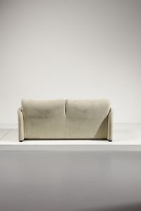 MAGISTRETTI VICO (1920 - 2006) : Divano Maralunga per Cassina  - Asta Asta 371 | DESIGN E ARTI DECORATIVE DEL NOVECENTO Online - Associazione Nazionale - Case d'Asta italiane