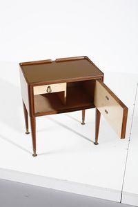 MANIFATTURA ITALIANA : Coppia di comodini  - Asta Asta 371 | DESIGN E ARTI DECORATIVE DEL NOVECENTO Online - Associazione Nazionale - Case d'Asta italiane