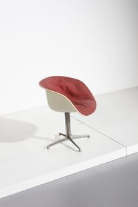 EAMES CHARLES & RAY (1907 - 1978) : attribuito. Quattro poltroncine  - Asta Asta 371 | DESIGN E ARTI DECORATIVE DEL NOVECENTO Online - Associazione Nazionale - Case d'Asta italiane