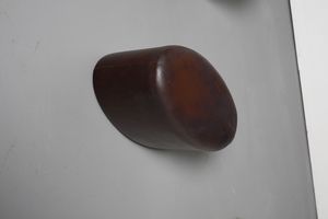 PAOLOZZI LOUIS : Tre poggiapiedi  - Asta Asta 371 | DESIGN E ARTI DECORATIVE DEL NOVECENTO Online - Associazione Nazionale - Case d'Asta italiane