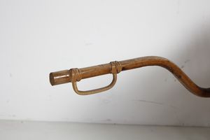 MANIFATTURA ITALIANA : Consolle, specchio, lampada da terra e carrello  - Asta Asta 371 | DESIGN E ARTI DECORATIVE DEL NOVECENTO Online - Associazione Nazionale - Case d'Asta italiane