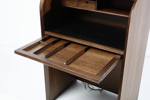 SCARPA AFRA (1937 -2011) & TOBIA (n. 1935) : attribuito. Mobile da soggiorno per Bernini  - Asta Asta 371 | DESIGN E ARTI DECORATIVE DEL NOVECENTO Online - Associazione Nazionale - Case d'Asta italiane