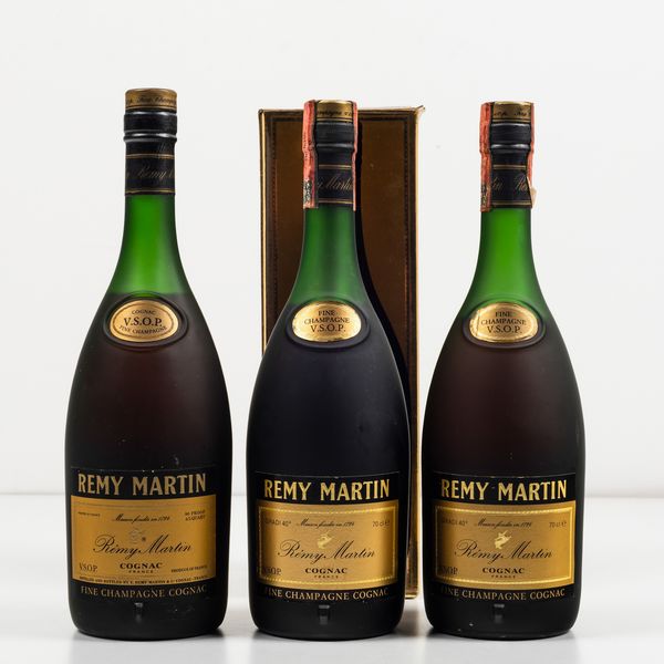 Remy Martin, Fine Champagne Cognac V.S.O.P.  - Asta Spirito del tempo  - Associazione Nazionale - Case d'Asta italiane