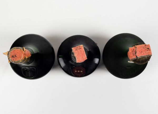 Boulestin, Fine Champagne Cognac<BR>Prince Hubert de Polignac, Cognac Tre Stelle<BR>Boulestin, Napoleon Vieille Fine Champagne  - Asta Spirito del tempo  - Associazione Nazionale - Case d'Asta italiane