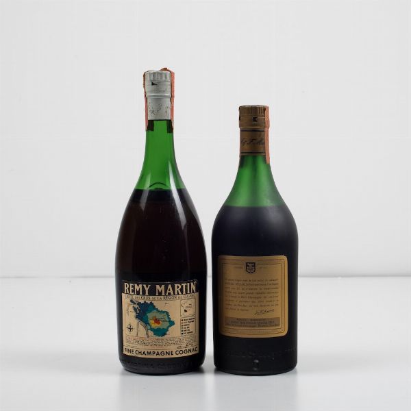 Remy Martin, Fine Champagne Cognac V.S.O.P. Qualite du Centaure<BR>Martell, Cognac Medaillon V.S.O.P.  - Asta Spirito del tempo  - Associazione Nazionale - Case d'Asta italiane