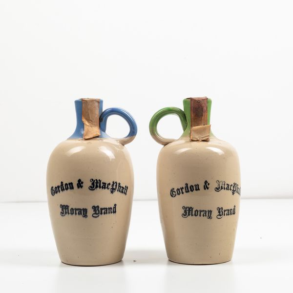 Strathisla - Glenlivet, Gordon & Macphail, Pure Malt Scotch Whisky 8 years old<BR>Glenfarclas - Glenlivet, Gordon & Macphail, Pure Malt Scotch Whisky 7 years old  - Asta Spirito del tempo  - Associazione Nazionale - Case d'Asta italiane