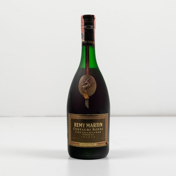 Remy Martin, Cognac Fine Champagne Centaure Royal  - Asta Spirito del tempo  - Associazione Nazionale - Case d'Asta italiane
