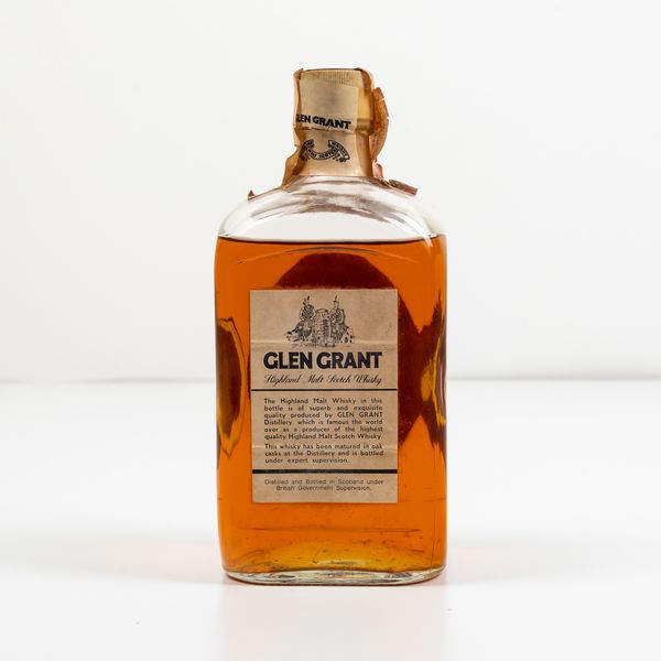 Glen Grant, Highland Malt Scotch Whisky 12 years old  - Asta Spirito del tempo  - Associazione Nazionale - Case d'Asta italiane