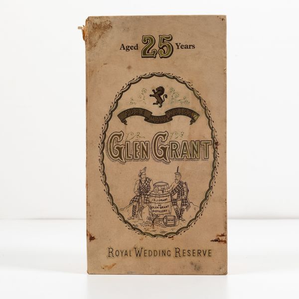 Glen Grant, Highland Malt Scotch Whisky Royal Wedding Reserve over 25 years old  - Asta Spirito del tempo  - Associazione Nazionale - Case d'Asta italiane