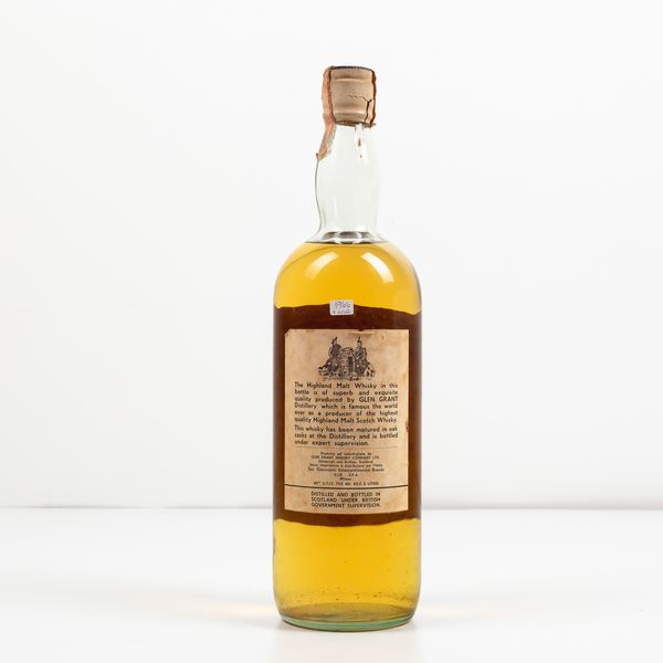 Glen Grant, Highland Malt Scotch Whisky 5 years old  - Asta Spirito del tempo  - Associazione Nazionale - Case d'Asta italiane