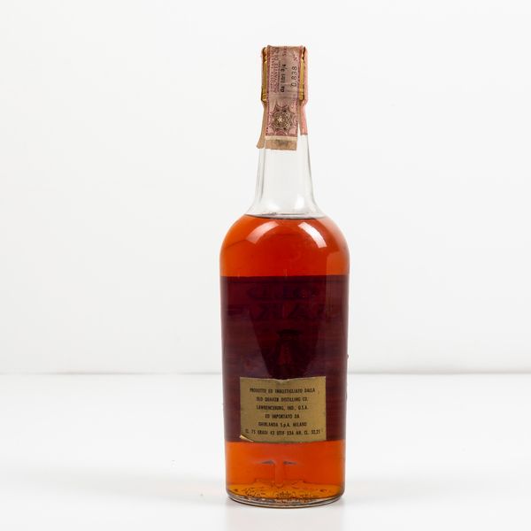 Old Quaker, Straight Bourbon Whiskey 4 years old  - Asta Spirito del tempo  - Associazione Nazionale - Case d'Asta italiane