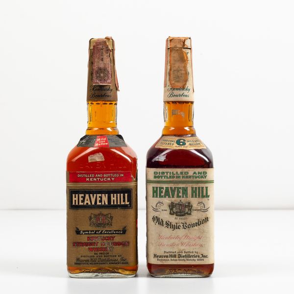Heaven Hill, Kentucky Straight Bourbon Whiskey<BR>Heaven Hill, Kentucky Straight Bourbon Whiskey 6 years old  - Asta Spirito del tempo  - Associazione Nazionale - Case d'Asta italiane
