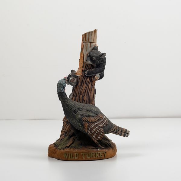 Austin Nichols Distilling, Wild Turkey Bourbon Whiskey 8 years old  - Asta Spirito del tempo  - Associazione Nazionale - Case d'Asta italiane