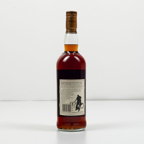 Macallan, Single Highland Malt Scotch Whisky 18 years old  - Asta Spirito del tempo  - Associazione Nazionale - Case d'Asta italiane