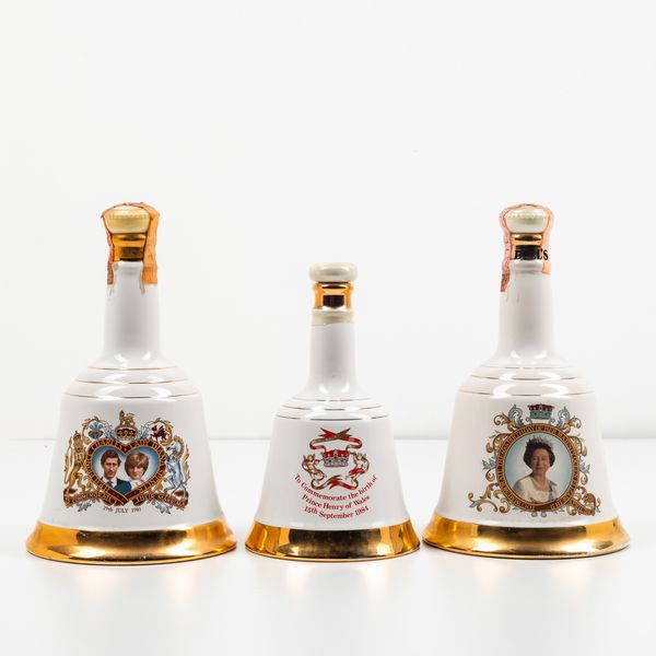 Bell's, Scotch Whisky To Commemorate Prince Charles and Lady Diana Spenser Marriage 1981<BR>Bell's, Scotch Whisky To Commemorate Prince Henry 15/07/1984<BR>Bell's, Scotch Whisky To Commemorate the 60th Birthday Queen Elisabeth 21/04/1986  - Asta Spirito del tempo  - Associazione Nazionale - Case d'Asta italiane