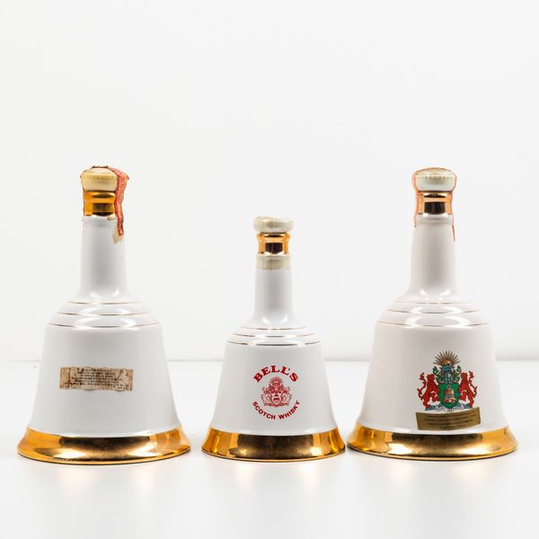 Bell's, Scotch Whisky To Commemorate Prince Charles and Lady Diana Spenser Marriage 1981<BR>Bell's, Scotch Whisky To Commemorate Prince Henry 15/07/1984<BR>Bell's, Scotch Whisky To Commemorate the 60th Birthday Queen Elisabeth 21/04/1986  - Asta Spirito del tempo  - Associazione Nazionale - Case d'Asta italiane