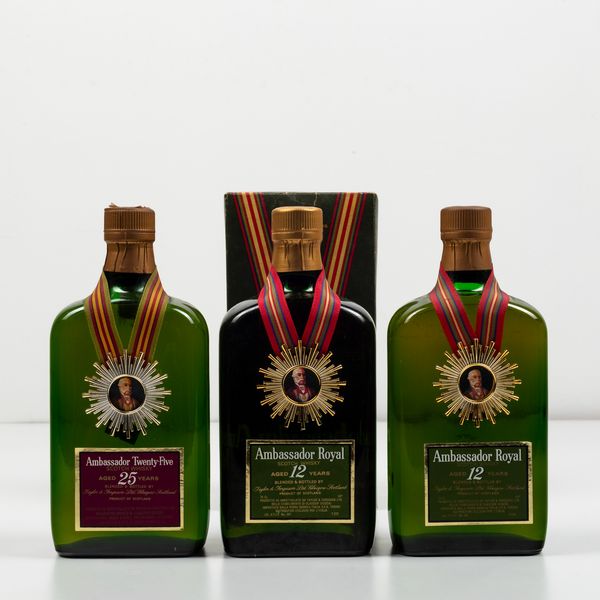 Ambassador Royal, Scotch Whisky 12 years old<BR>Ambassador Royal, Scotch Whisky 25 years old  - Asta Spirito del tempo  - Associazione Nazionale - Case d'Asta italiane