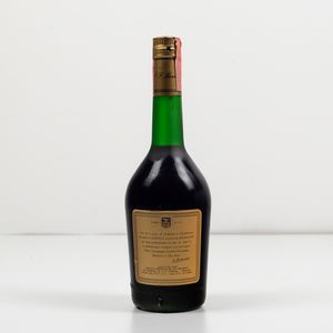 Martell, Cognac Medaillon V.S.O.P.  - Asta Spirito del tempo  - Associazione Nazionale - Case d'Asta italiane