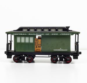 James B. Beam, Kentucky Straight Bourbon Decanter Baggage Jersey & Western Whiskey Beam 150 months old  - Asta Spirito del tempo  - Associazione Nazionale - Case d'Asta italiane