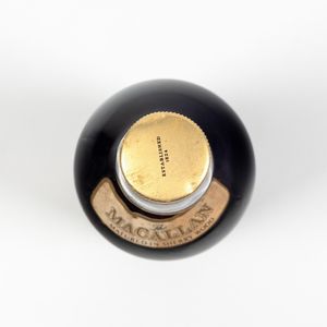 Macallan, Single Highland Malt Scotch Whisky  - Asta Spirito del tempo  - Associazione Nazionale - Case d'Asta italiane