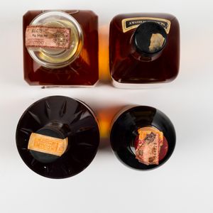 Black Velvet, Canadian Whisky<BR>Burn Brae, Match Whisky Special Malt 8 years old<BR>Cromwell�s, Old Scotch Whisky 12 years old<BR>Sam Barton, Canadian Whisky 5 years old  - Asta Spirito del tempo  - Associazione Nazionale - Case d'Asta italiane