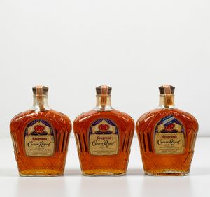 Seagram's, Crown Royal Fine De Luxe Blended Canadian Whisky  - Asta Spirito del tempo  - Associazione Nazionale - Case d'Asta italiane