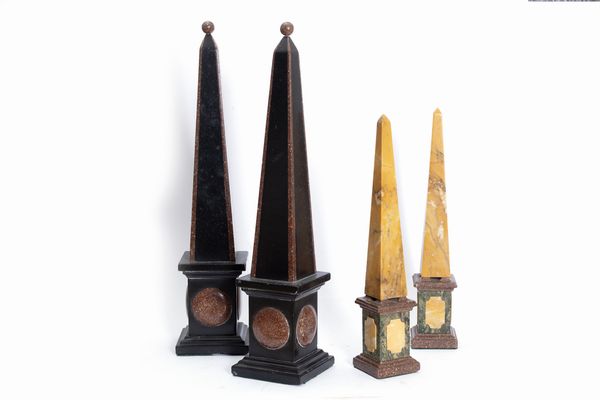 Lotto composto da due coppie di obelischi in marmo, secolo XX  - Asta Incanti d'Arte - Associazione Nazionale - Case d'Asta italiane