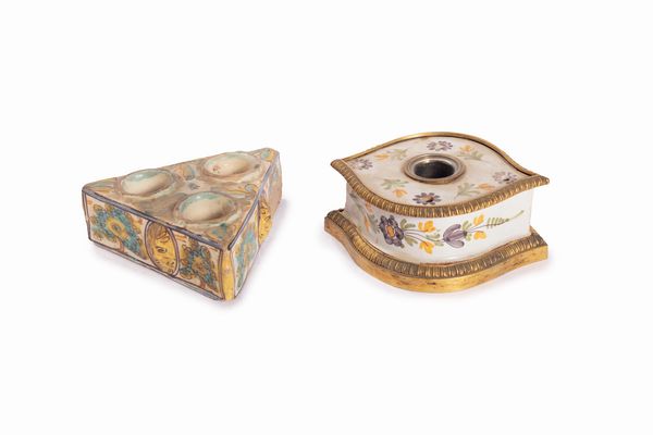 Due antichi calamai in ceramica policroma  - Asta Incanti d'Arte - Associazione Nazionale - Case d'Asta italiane