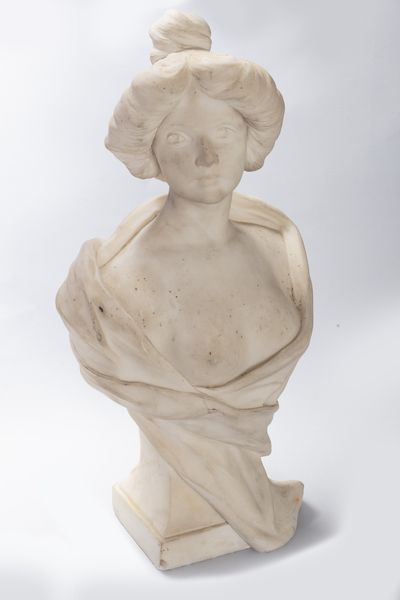 Scultura in marmo raffigurante busto di giovane donna, inizi secolo XX  - Asta Incanti d'Arte - Associazione Nazionale - Case d'Asta italiane