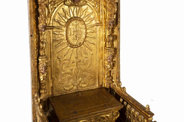 Altarolo da viaggio in legno dorato, secolo XVIII  - Asta Incanti d'Arte - Associazione Nazionale - Case d'Asta italiane