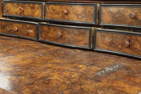 Importante trumeau in radica, Lombardia secolo XVIII  - Asta Incanti d'Arte - Associazione Nazionale - Case d'Asta italiane