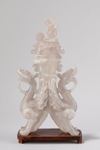 Vaso con coperchio decorato con animali mitologici, Cina secolo XX  - Asta Incanti d'Arte - Associazione Nazionale - Case d'Asta italiane