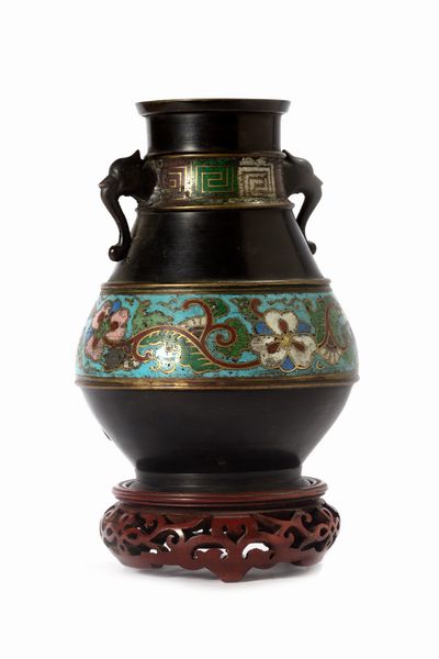 Vaso in bronzo e smalti cloisonn, Giappone periodo Meiji  - Asta Incanti d'Arte - Associazione Nazionale - Case d'Asta italiane
