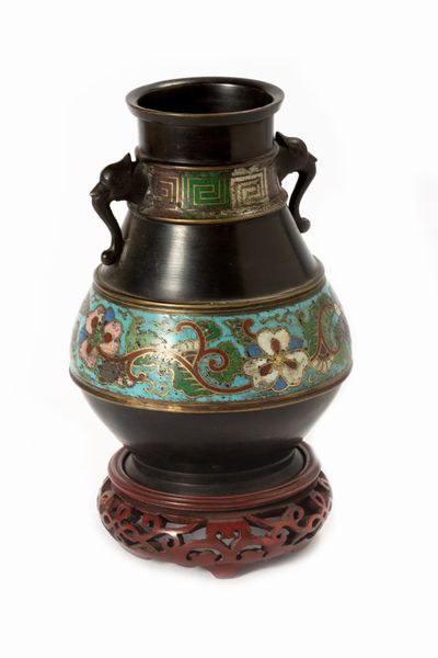 Vaso in bronzo e smalti cloisonn, Giappone periodo Meiji  - Asta Incanti d'Arte - Associazione Nazionale - Case d'Asta italiane