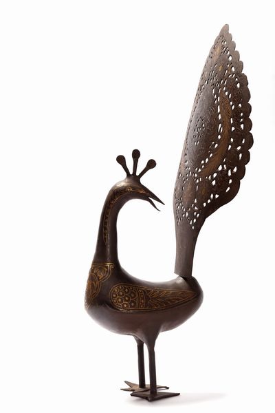 Pavone in ferro ageminato in oro, Persia Qajar secolo XIX  - Asta Incanti d'Arte - Associazione Nazionale - Case d'Asta italiane