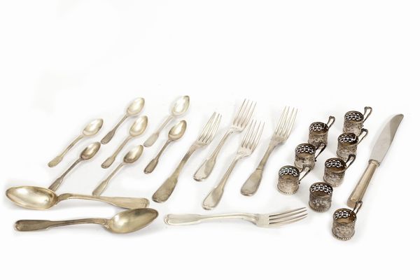 Lotto composto da quindici posate e nove portabicchieri in argento  - Asta Incanti d'Arte - Associazione Nazionale - Case d'Asta italiane